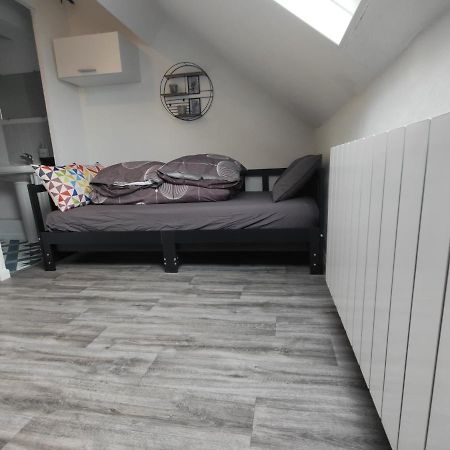 Studio "Sous Les Toits", Proche Hyper Centre Et Commerces ! Valenciennes Dış mekan fotoğraf