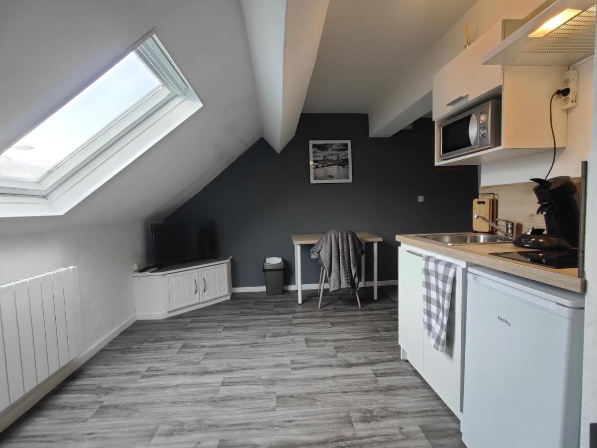 Studio "Sous Les Toits", Proche Hyper Centre Et Commerces ! Valenciennes Dış mekan fotoğraf
