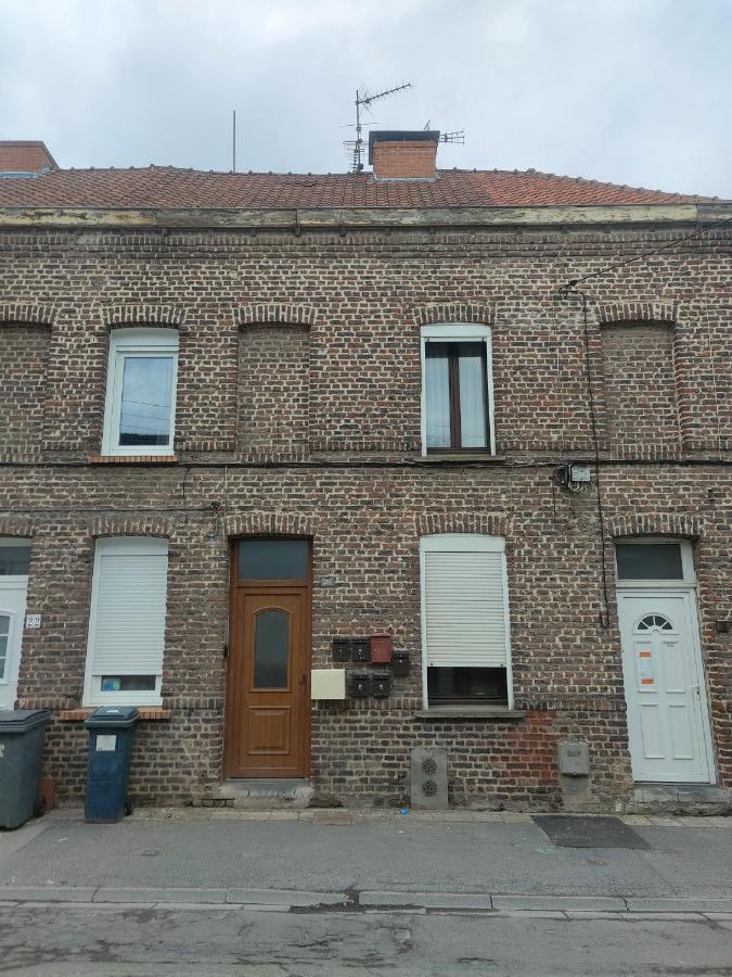 Studio "Sous Les Toits", Proche Hyper Centre Et Commerces ! Valenciennes Dış mekan fotoğraf