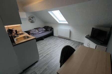 Studio "Sous Les Toits", Proche Hyper Centre Et Commerces ! Valenciennes Dış mekan fotoğraf